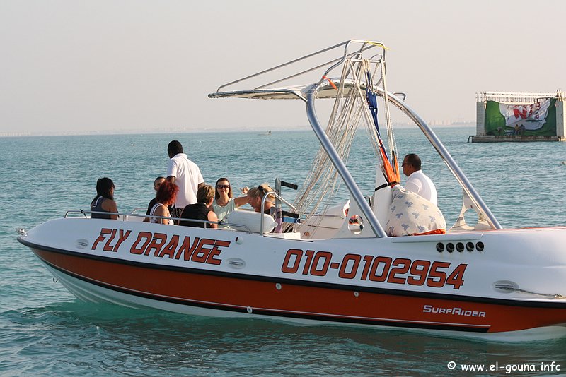 Oototo Parasailing 002